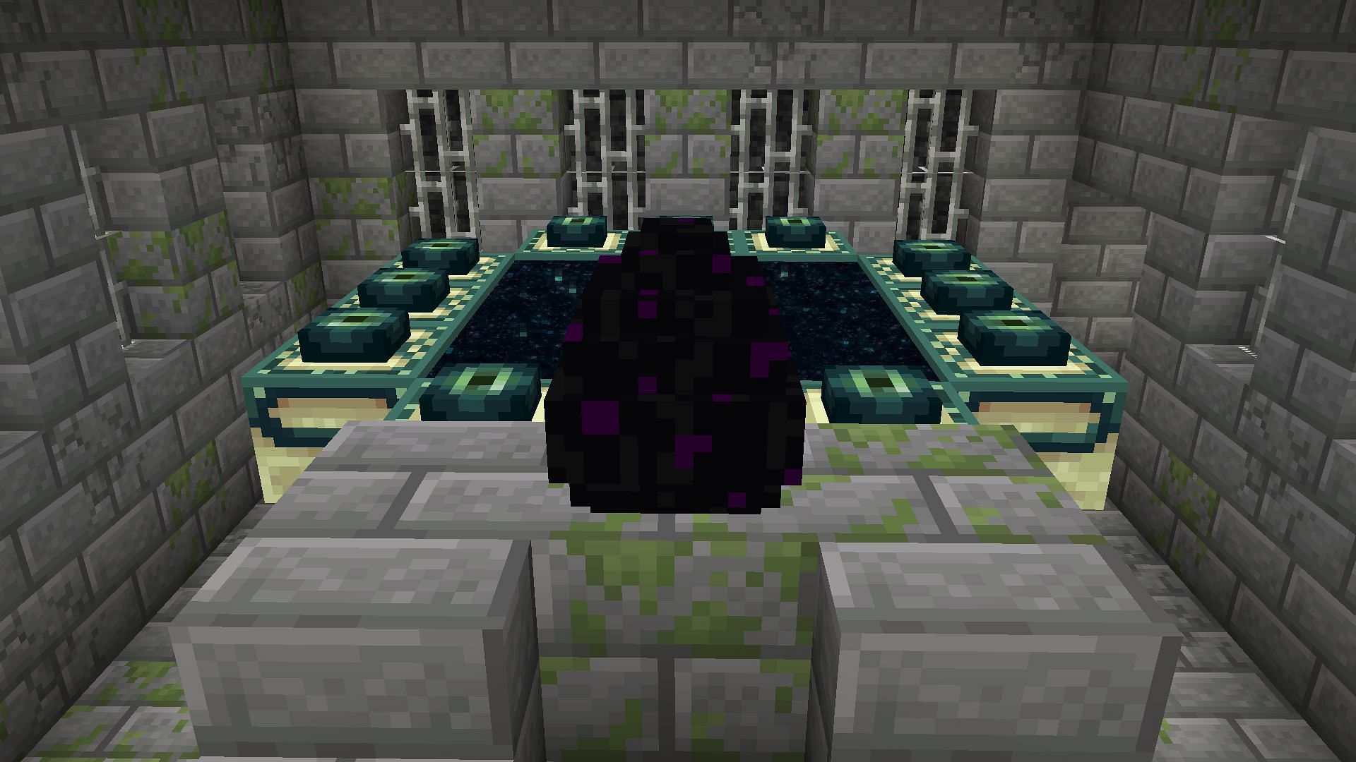 The egg can only be used as decoration, it cannot be hatched in any way (Image via Minecraft)