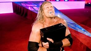 4 Reasons why Edge needs to win the Money in the Bank contract from Theory