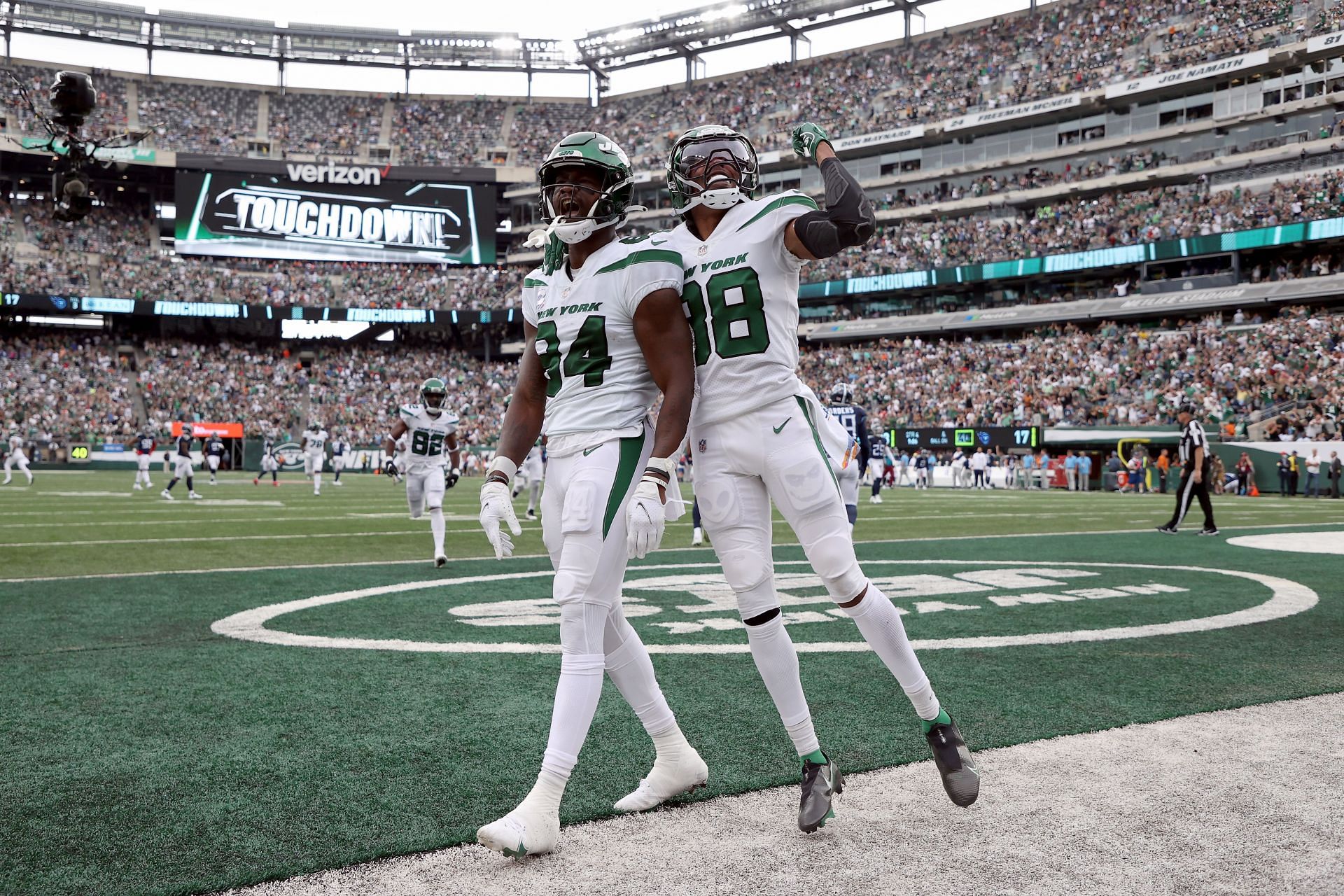 Tennessee Titans v New York Jets