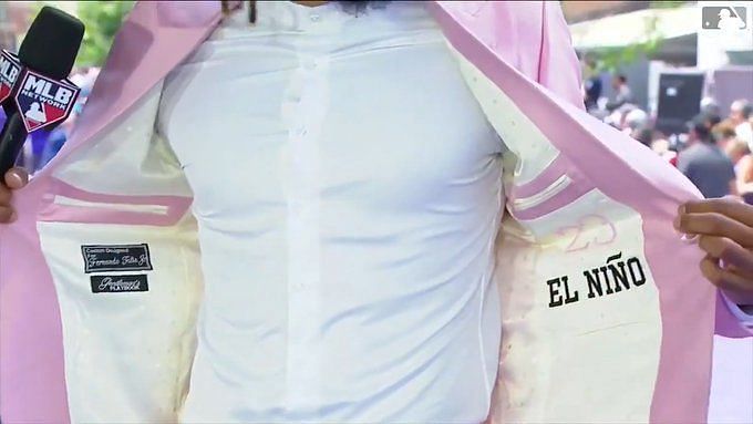fernando tatis jr pink suit