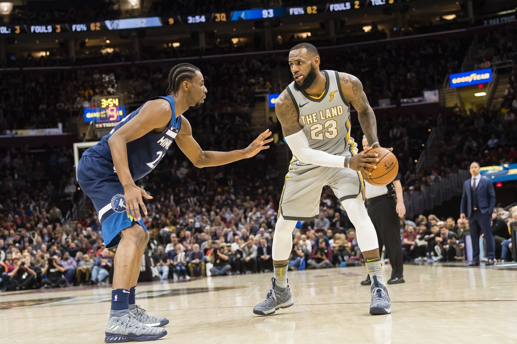 Andrew Wiggins and LeBron James (Photo: Sportscasting)