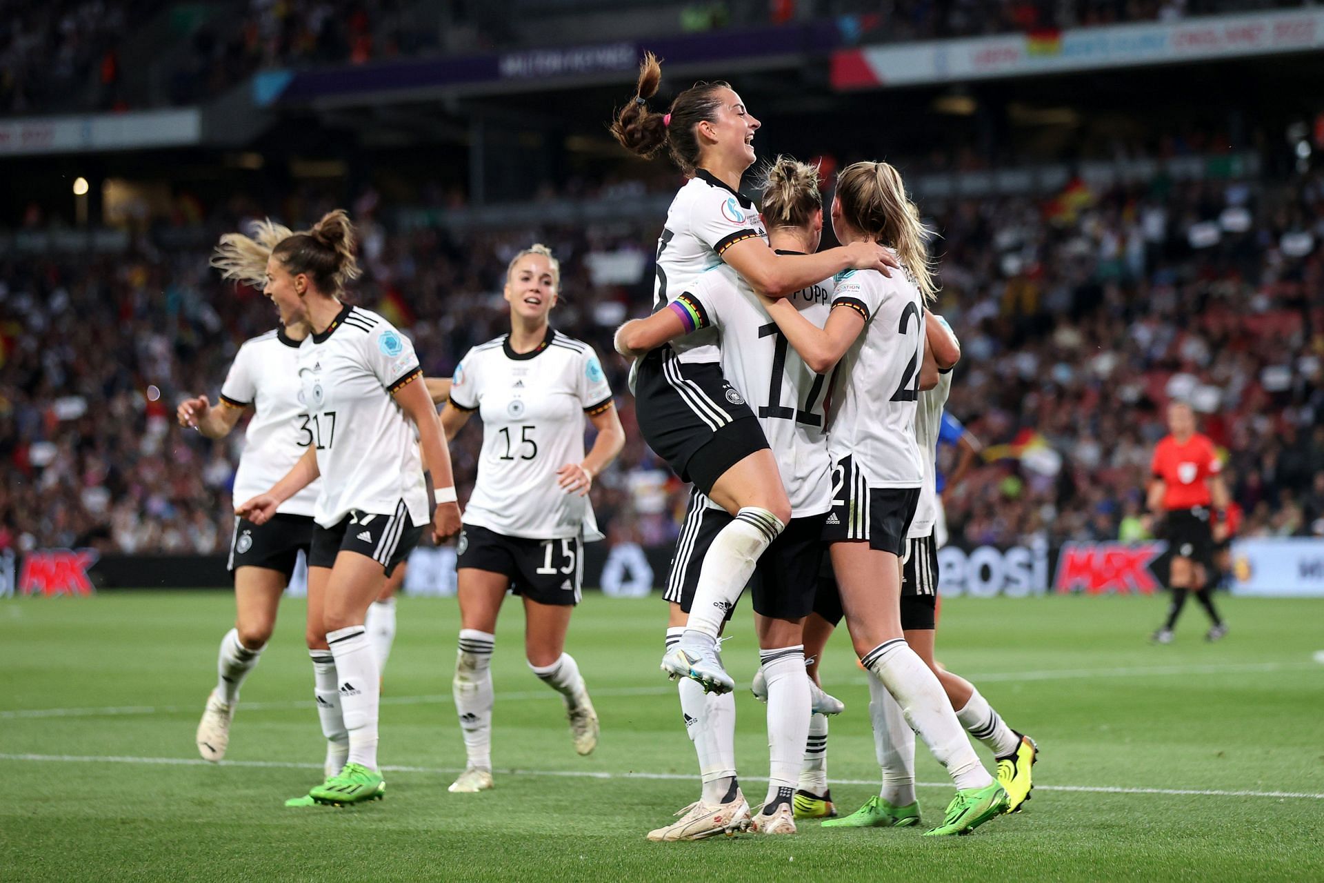 जर्मनी की टीम ने आज तक कुल 8 फाइनल खेले हैं और हर बार खिताब जीता है।