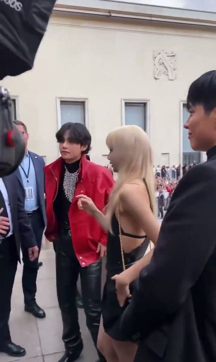 BTS V, BLACKPINK Lisa, & Park Bo Gum Make Jaws Drop at Celine's Paris  Fashion Week Show