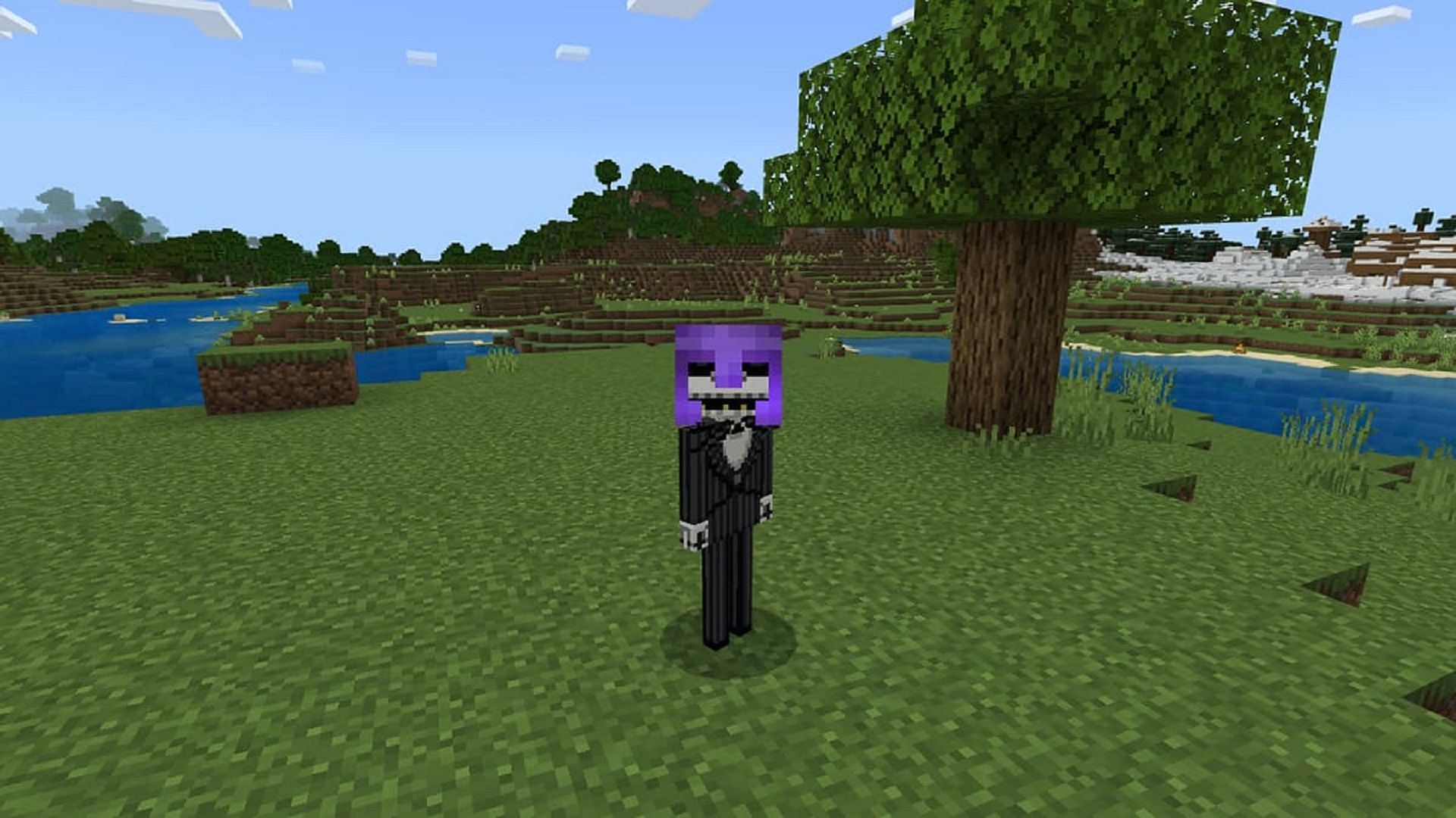 A player dons an enchanted helmet in Minecraft (Image via Mojang)