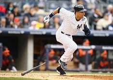 "I felt a lot of pressure to do it at home" - Derek Jeter recalls his career 3,000th hit in the upcoming docuseries, "The Captain"