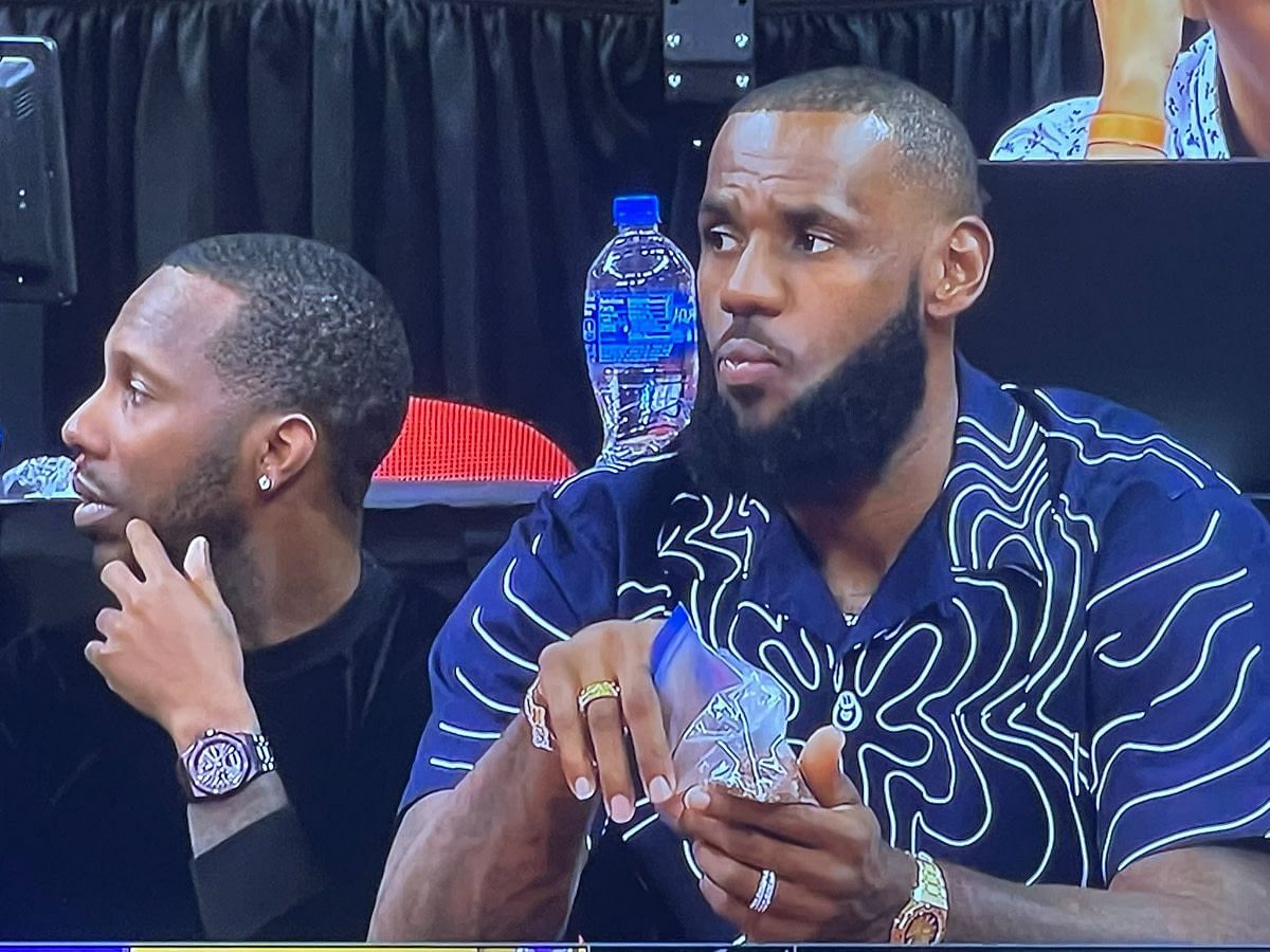 LeBron James munched on home-cooked snack while watching the Summer League in Las Vegas. [Photo: Fadeaway World]