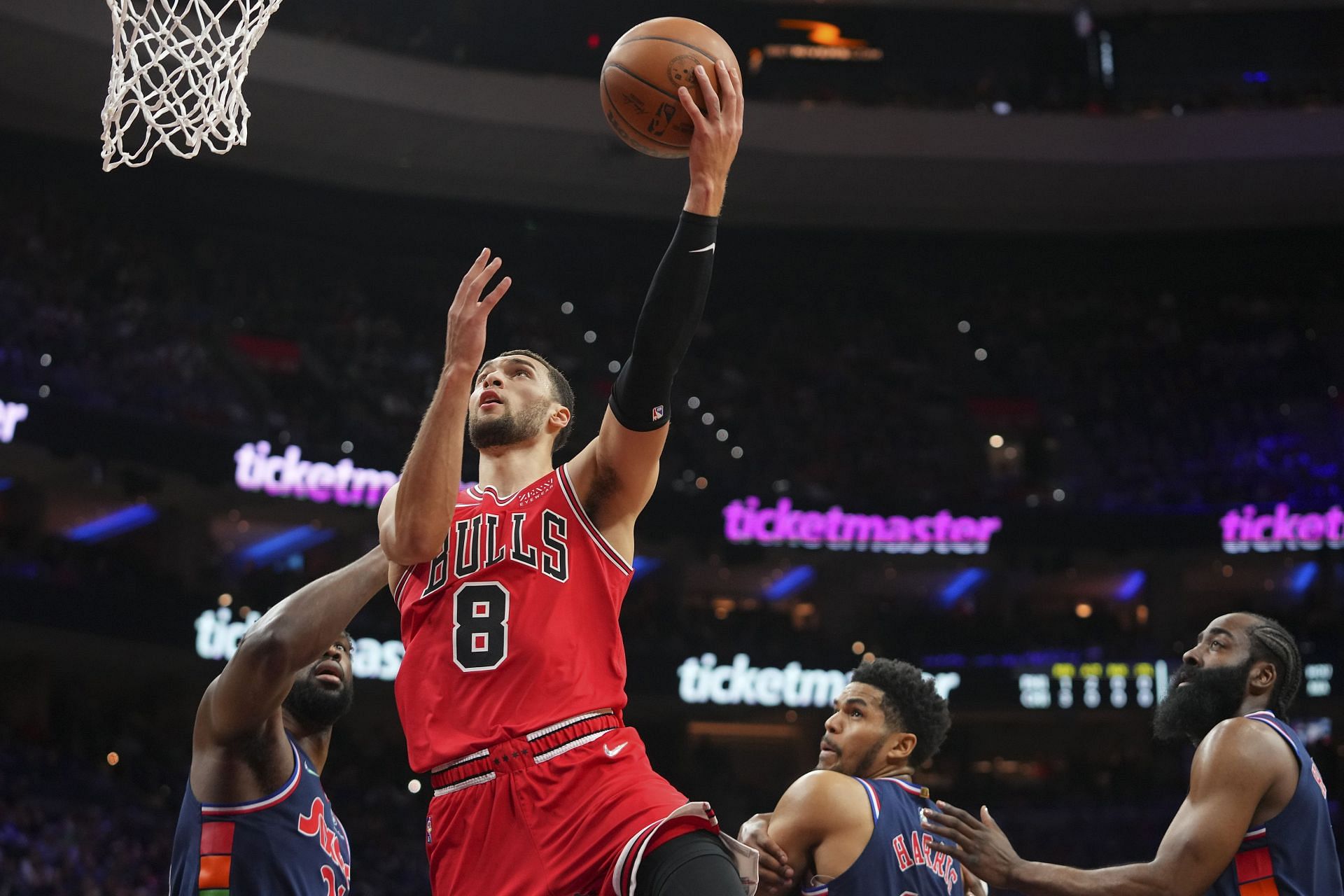 Zach LaVine (#8) in action for the Chicago Bulls against the Philadelphia 76ers