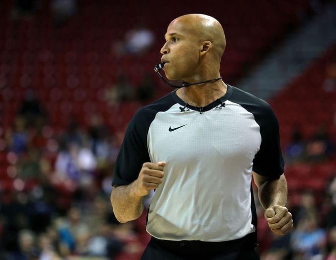 “I'm crying cause he really looks like he should have been a ref”, “He looks legit hire this man so he can ruin legacies” - Fans react to Richard Jefferson’s refereeing debut at Summer League