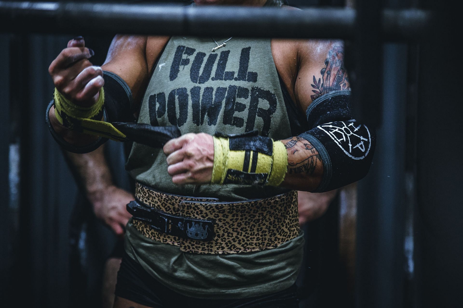 Hack squat machine helps improve your balance and mobility. (Image via Unsplash / Alora Griffiths)