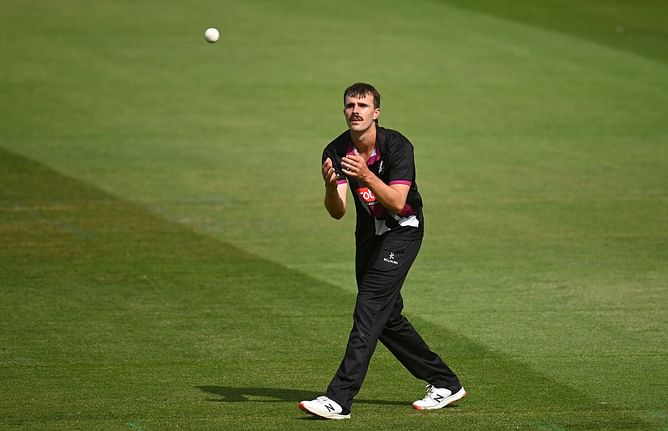 SUR vs SOM Dream11 Prediction: Fantasy Cricket Tips, Today's Playing 11 and Pitch Report for English Domestic One-Day Cup Match