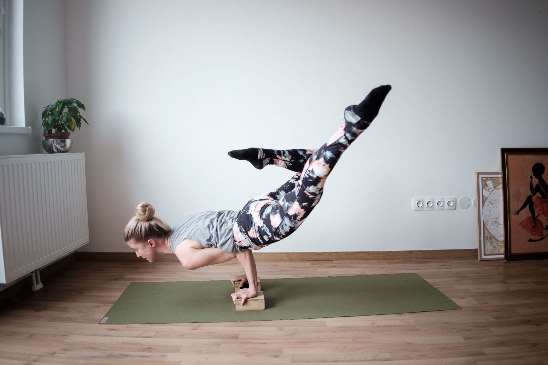 Balance exercises build core power and stability,. (Image via Unsplash/ Gmb Fitness)