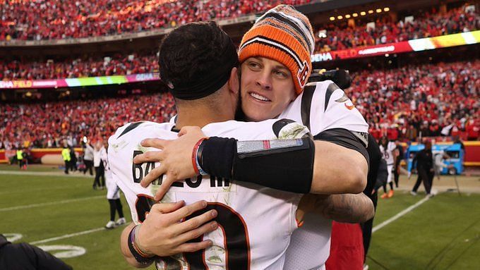 Bro Wanted To Steal Mahomes' Spotlight -- NFL Fans Roast Joe Burrow as  Bengals QB Signs Extension During Thursday Night Football