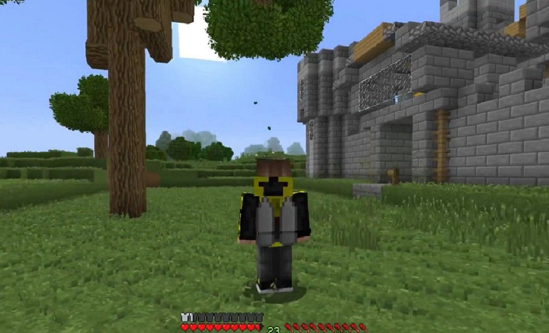 A player equipped with an iron jetpack (Image via BlakeBr0/9Minecraft)