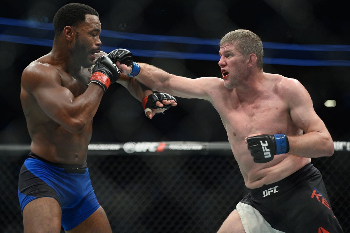 Dan Kelly picked up a win over a former UFC champion when he beat Rashad Evans in 2017