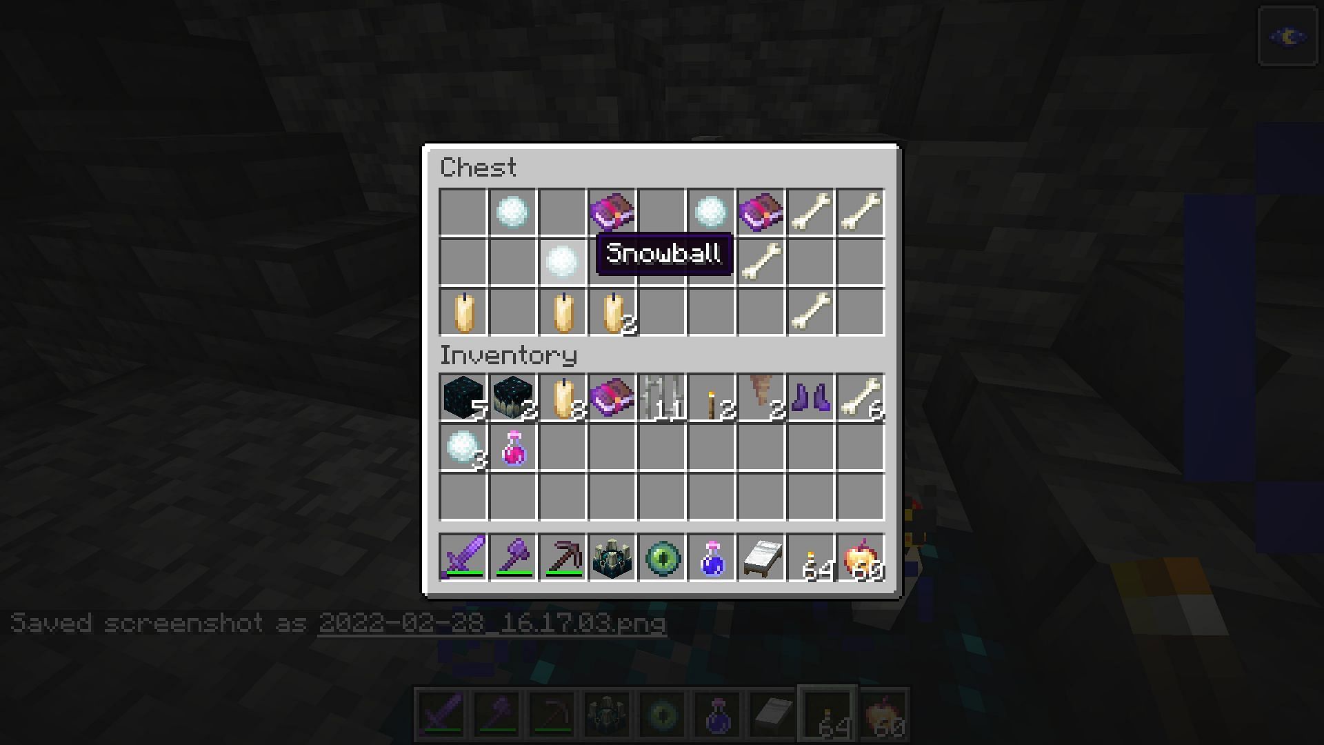 Players can easily sort cluttered inventory with the Mouse Tweaks mod (Image via Mojang)