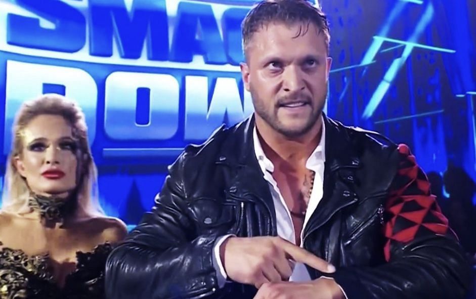 कैरियन क्रॉस और स्कार्लेट ने हाल में ही WWE में वापसी की है.