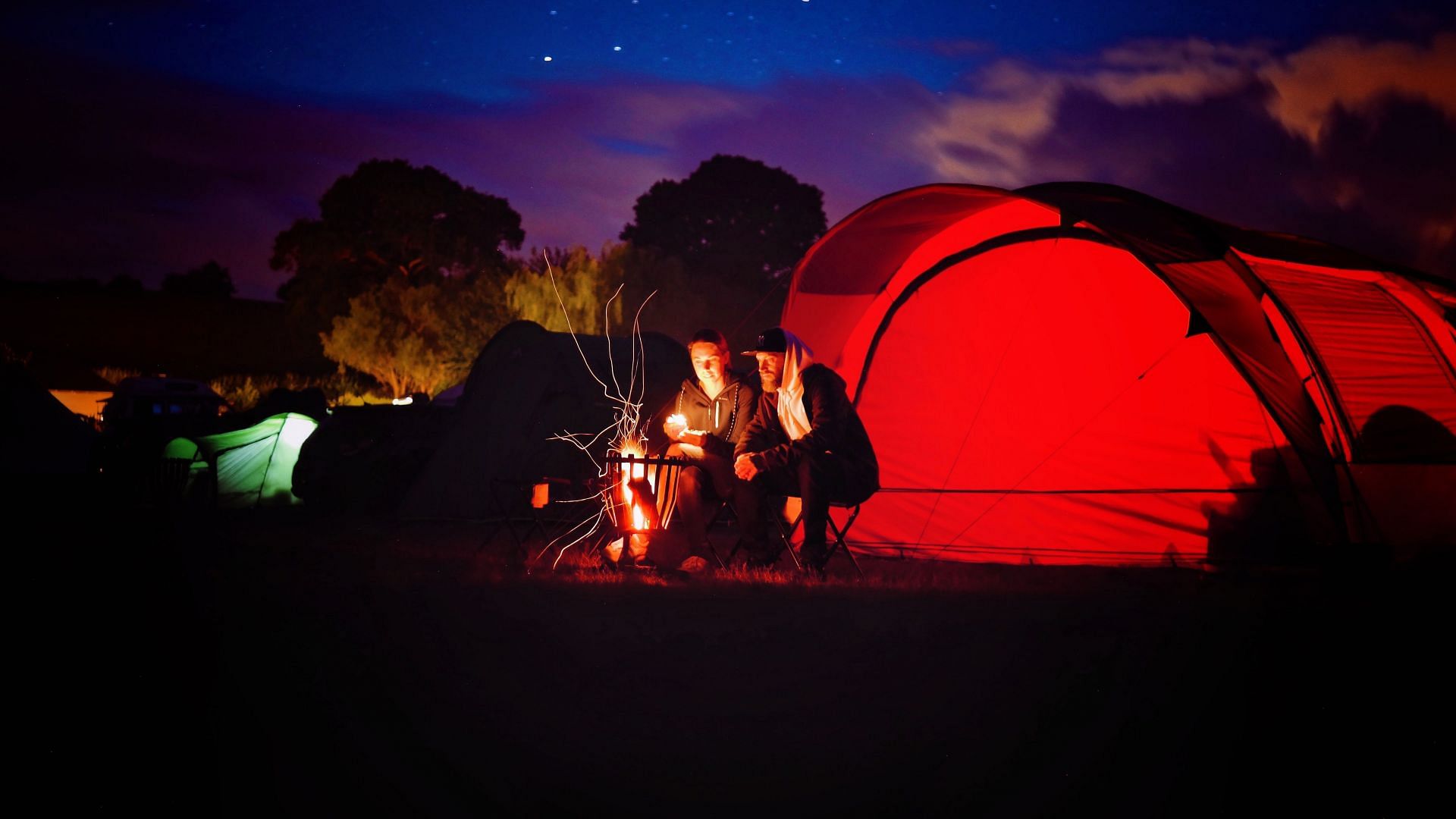 Learning to survive in the wilderness can help teenagers to survive the challenges of adolescence. (Pexels/ Jens Mahnke)