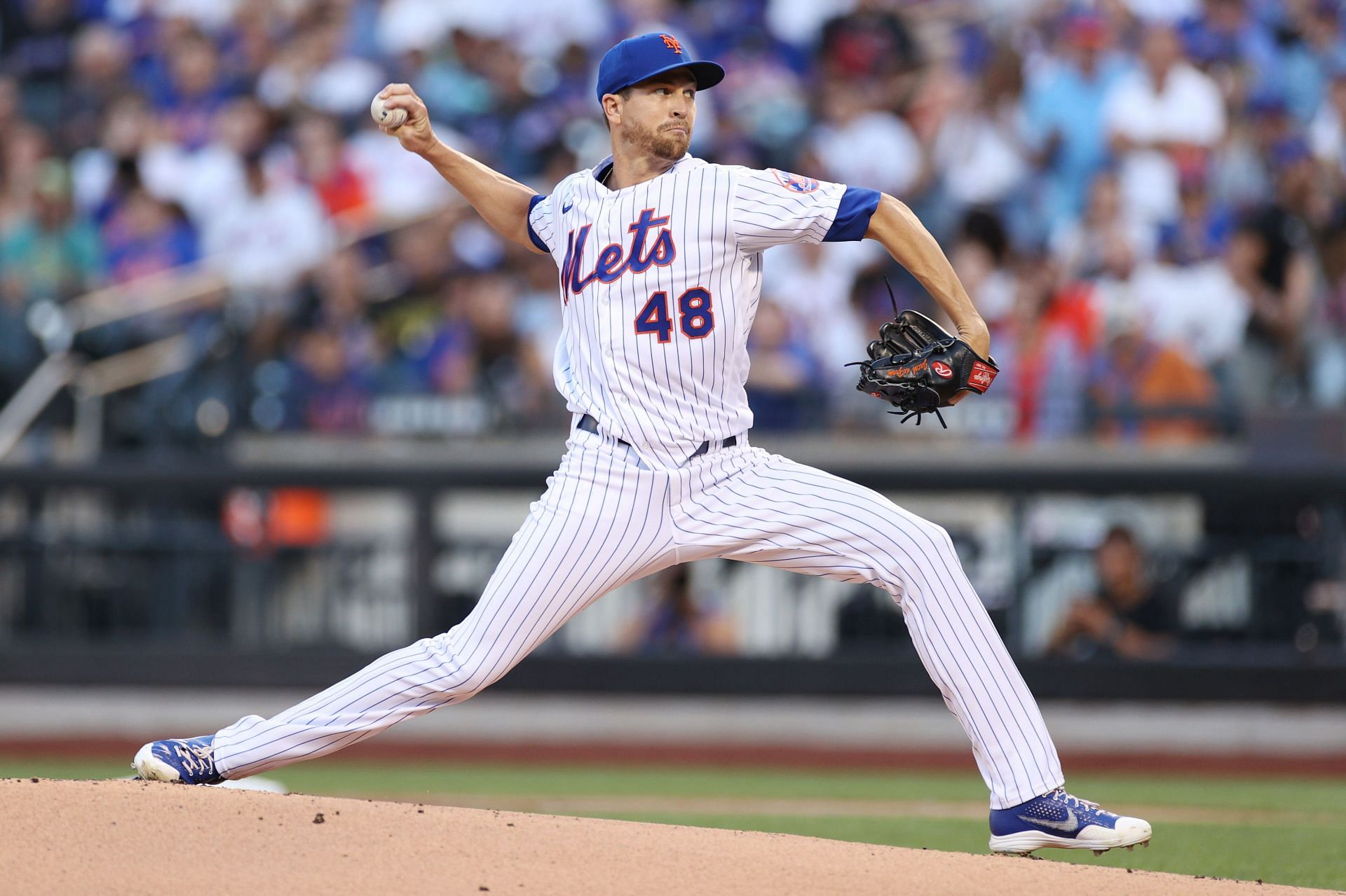 Jacob deGrom pitches during tonight&#039;s Philadelphia Phillies v New York Mets game.
