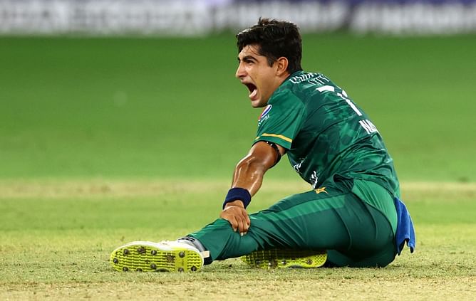 IND vs PAK 2022: "Worked really hard to make things tough for India" - Saba Karim, Rajkumar Sharma hail Pakistan bowlers for their effort