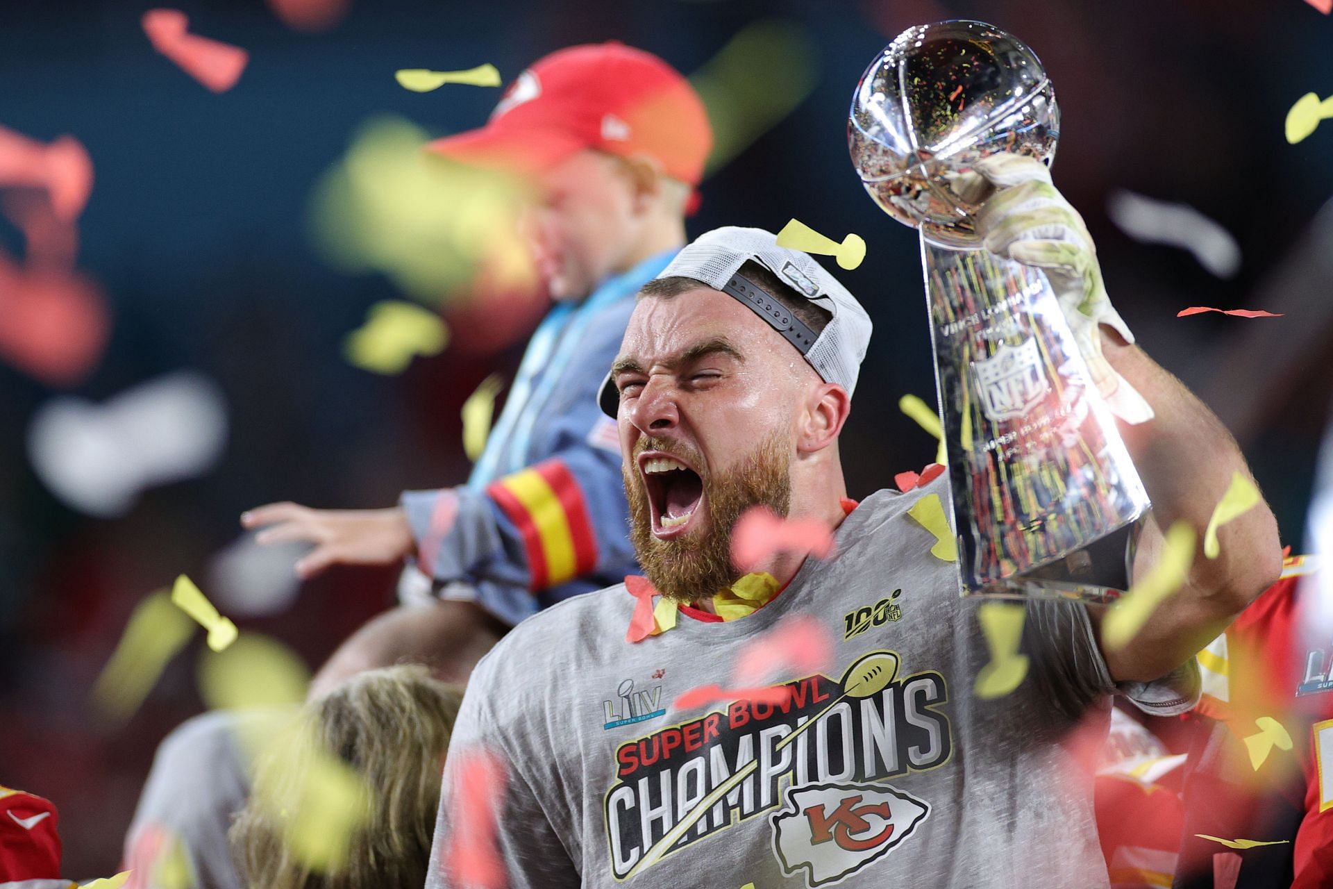 Chiefs Tight End Travis Kelce Disputes Last Name: 'Kells' or 'Kel-See'