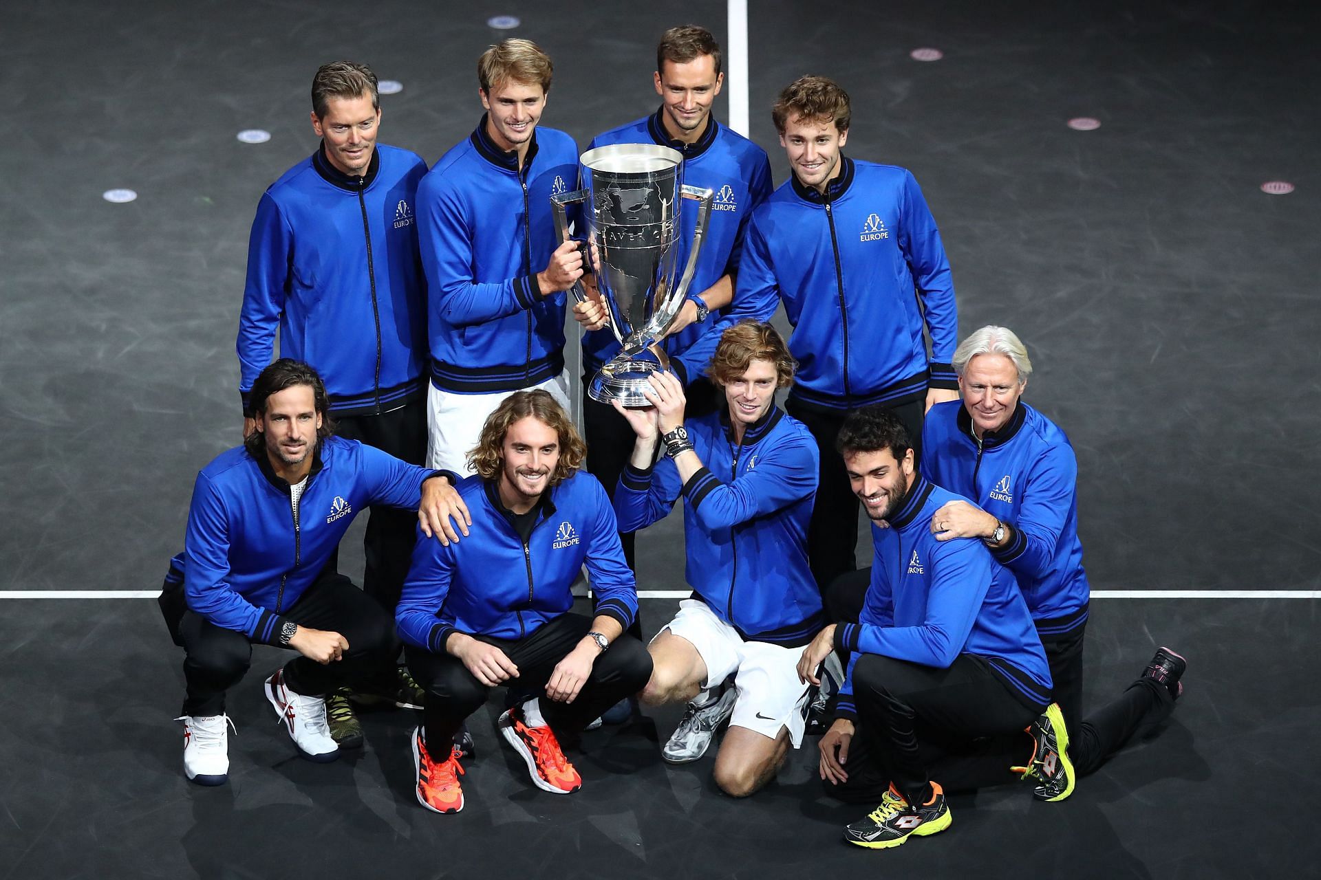 Stefanos Tsitsipas and Casper Ruud with their Team Europe teammates at Laver Cup 2021
