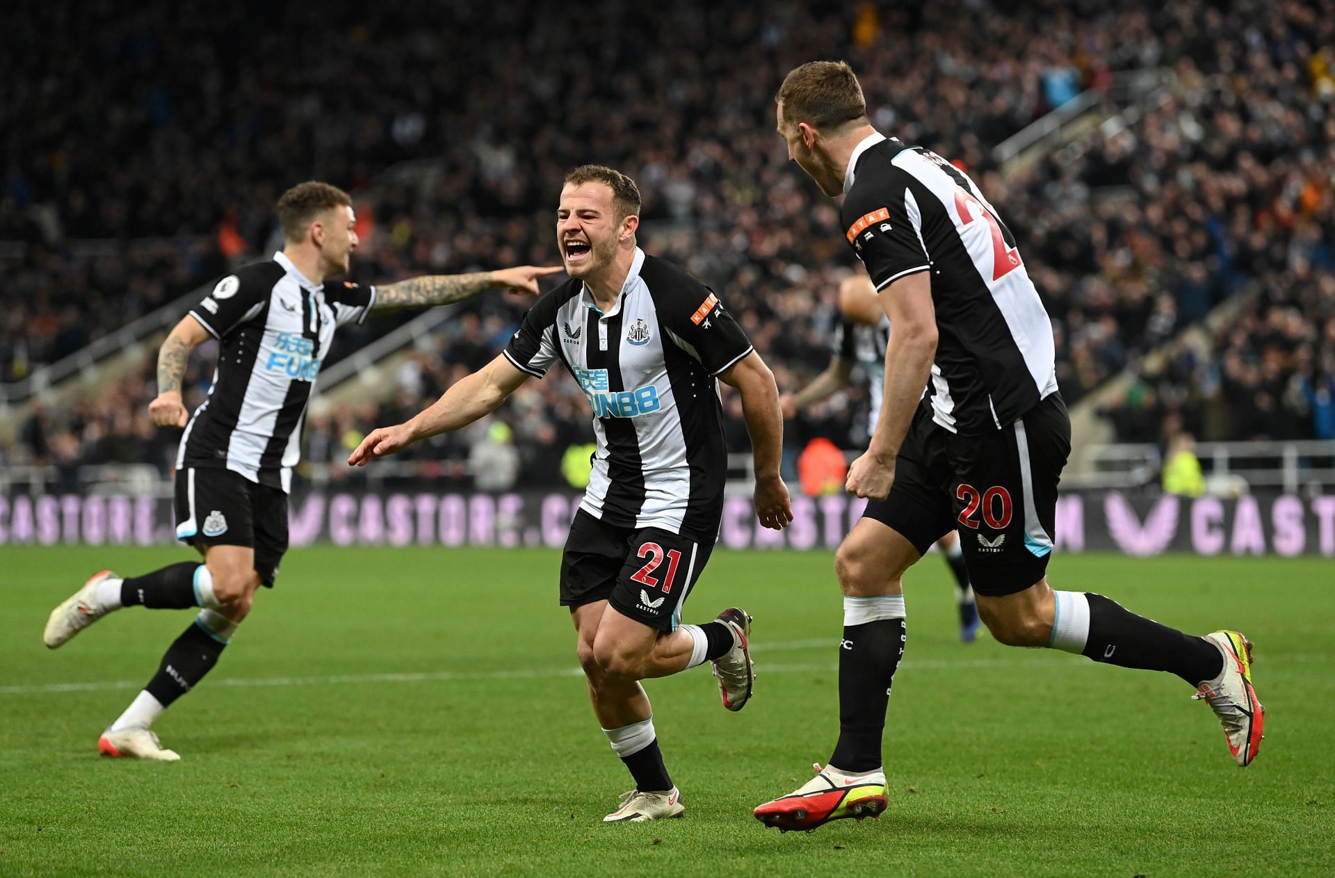Newcastle United and Nottingham Forest will lock horns on Saturday.