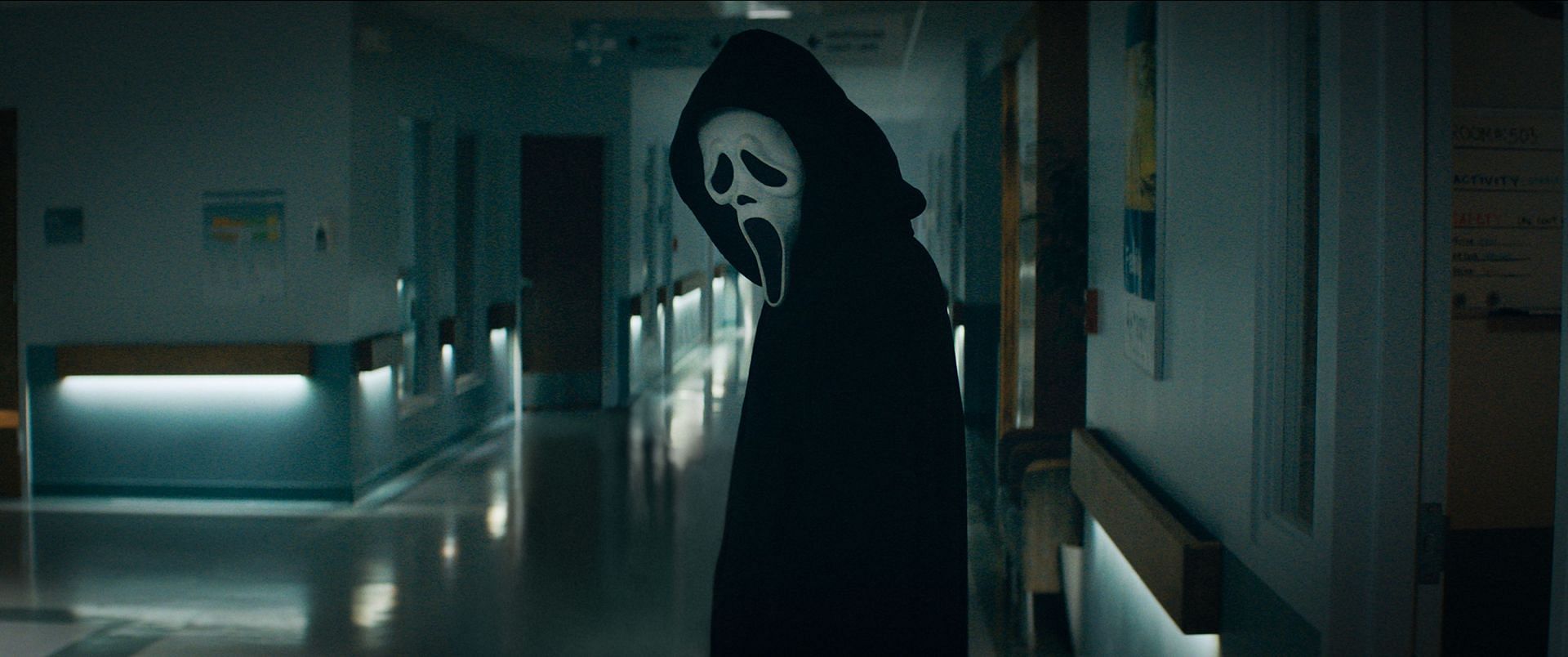 A still from Scream (Image via IMDb)