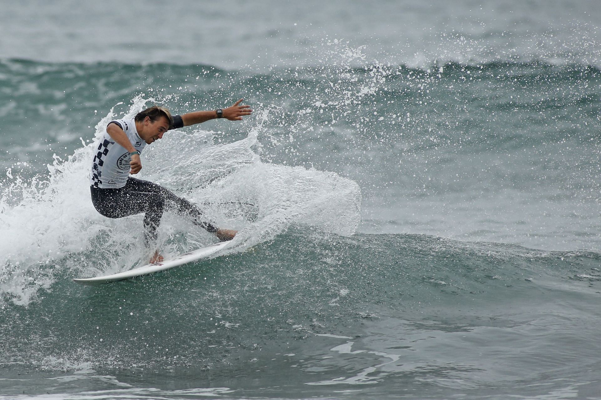 2019 VANS US Open of Surfing competition.
