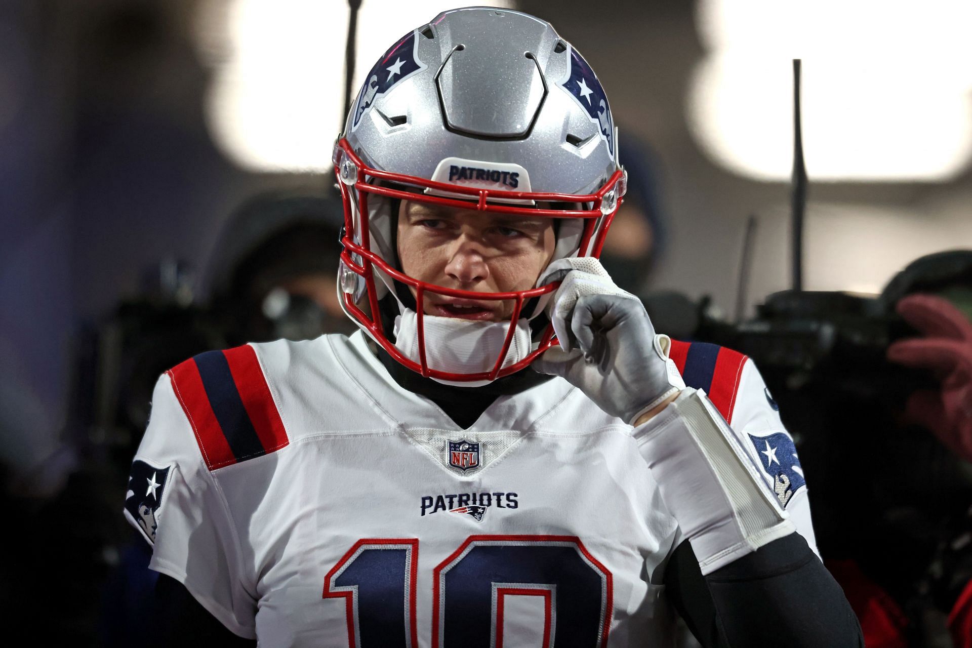 Patriots QB Mac Jones ranked 85th on NFL Top 100 Players of 2022