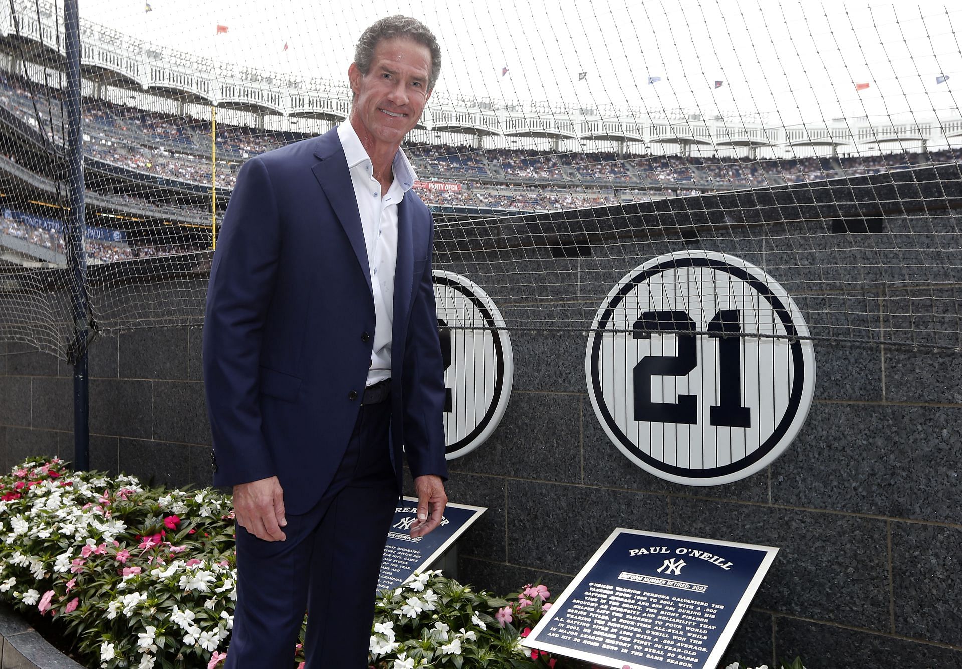 Yankees fans boo Hal Steinbrenner during Paul O'Neill ceremony