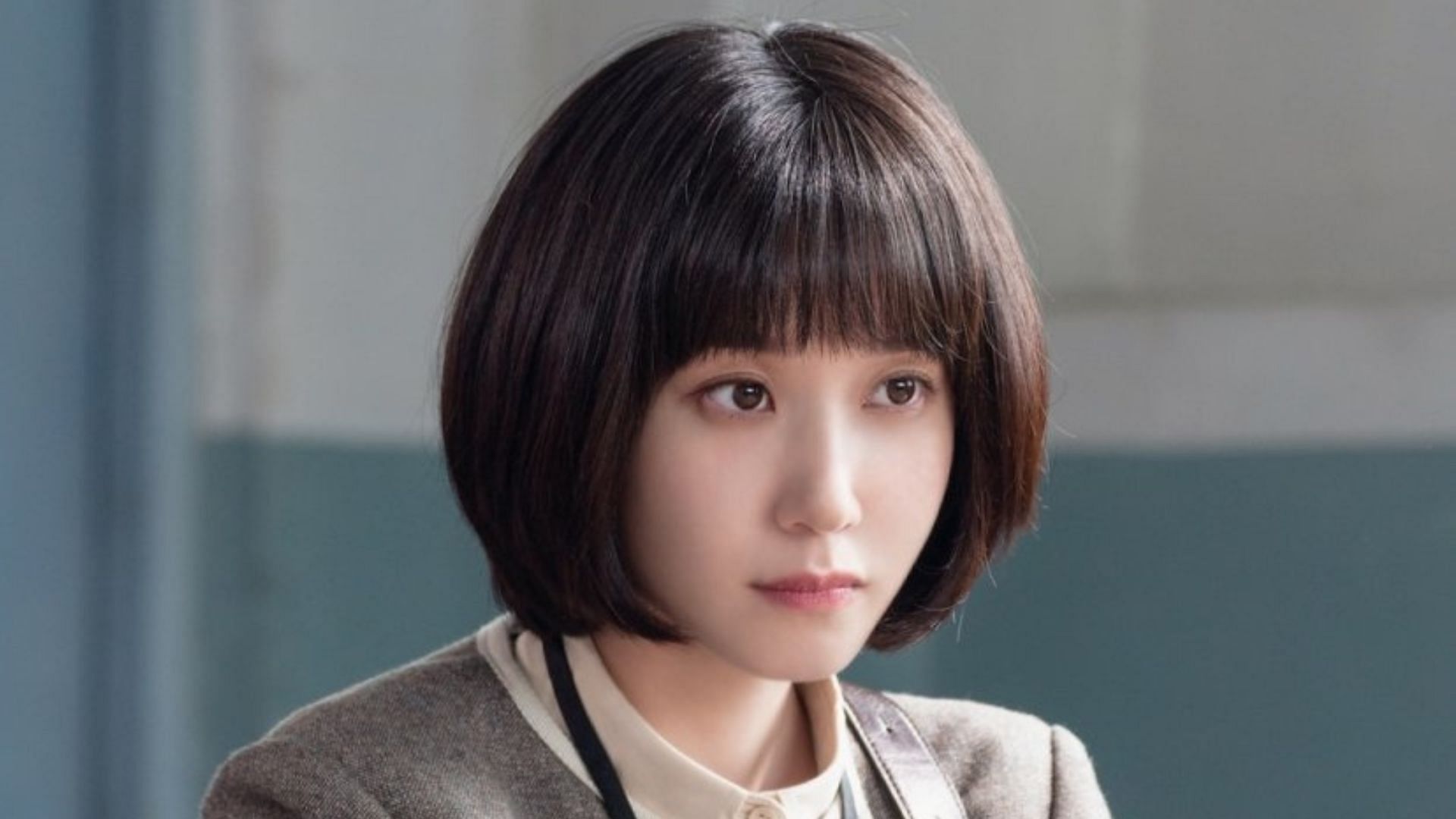 Park Eun-bin as the genius lawyer Woo Young-woo in Extraordinary Attorney Woo (Image via MyDramalist)