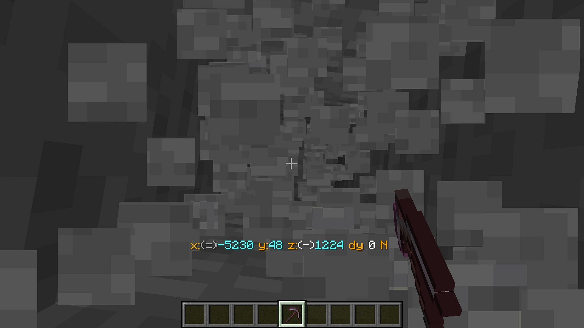Auto-clicker speeds up and automates the mining process in Minecraft (Image via Mojang)