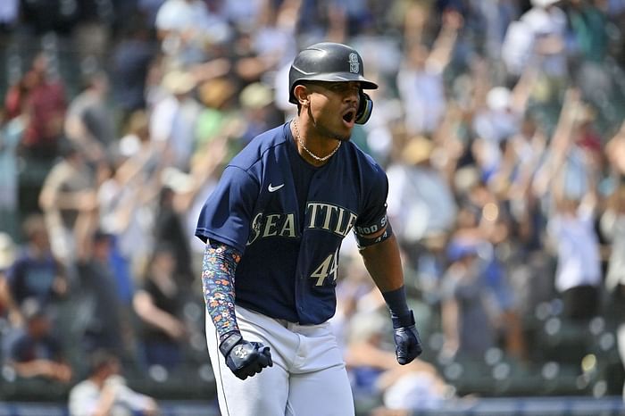 Holy S**t!!! Massive news!!! Let's go!!!” “Julio you are a Mariner Hall Of  Famer” - Seattle Mariners fans ecstatic as superstar Julio Rodriguez signs  a blockbuster 14-year extension deal