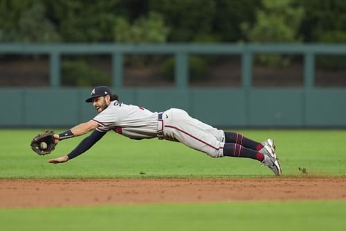 Dansby Swanson has a WAR of 4.2.