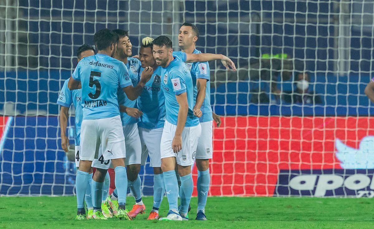 Mumbai City FC players celebrating a win in ISL 2021-22. (Image Courtesy)