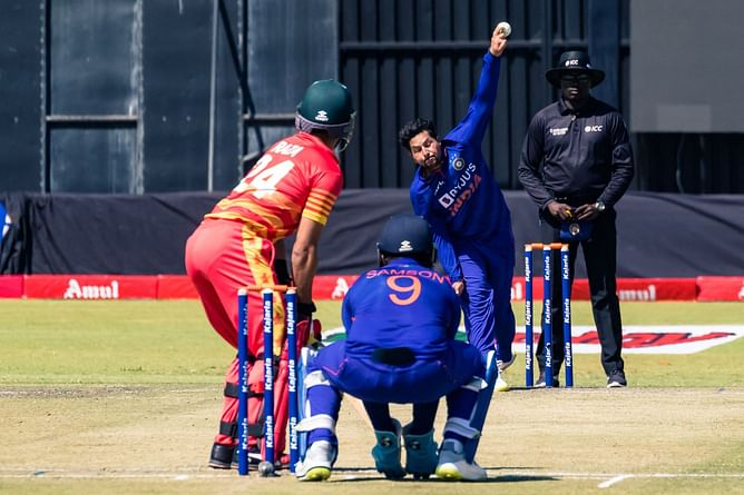IND vs ZIM 2022: "He is slightly confused if he should bowl fast or slow" - Mohammad Kaif on Kuldeep Yadav's spell in 2nd ODI