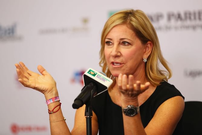 "It affects your relationships, not only with husbands but your siblings and best friend" - Chris Evert reflects on her struggles with fame