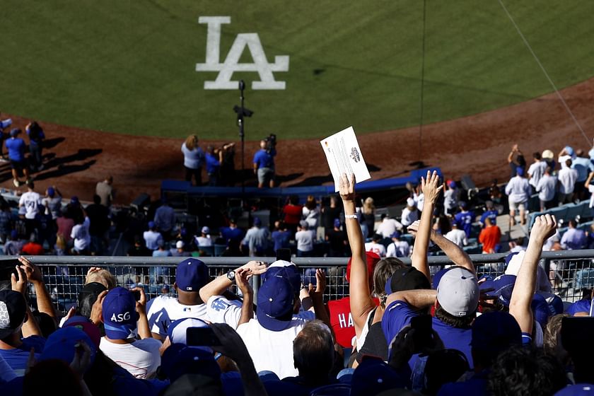 I'M SCREAMING Please tell me they're performing after that - MLB Twitter  goes into a frenzy after Los Angeles Dodgers announce boy band ENHYPEN as  first-pitch guests for Korean Heritage Night