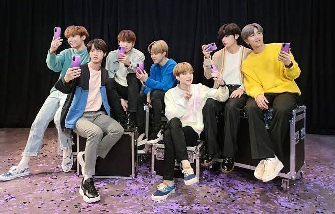Galaxy Z Fold 2 Receives Rave Impressions from K-Pop Giant BTS