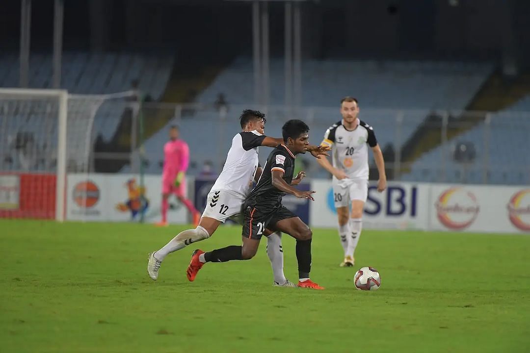 Mohammedan SC in action against FC Goa in the 2021 Durand Cup final at the Vivekananda Yuva Bharati Krirangan (Image Courtesy: Durand Cup Instagram)
