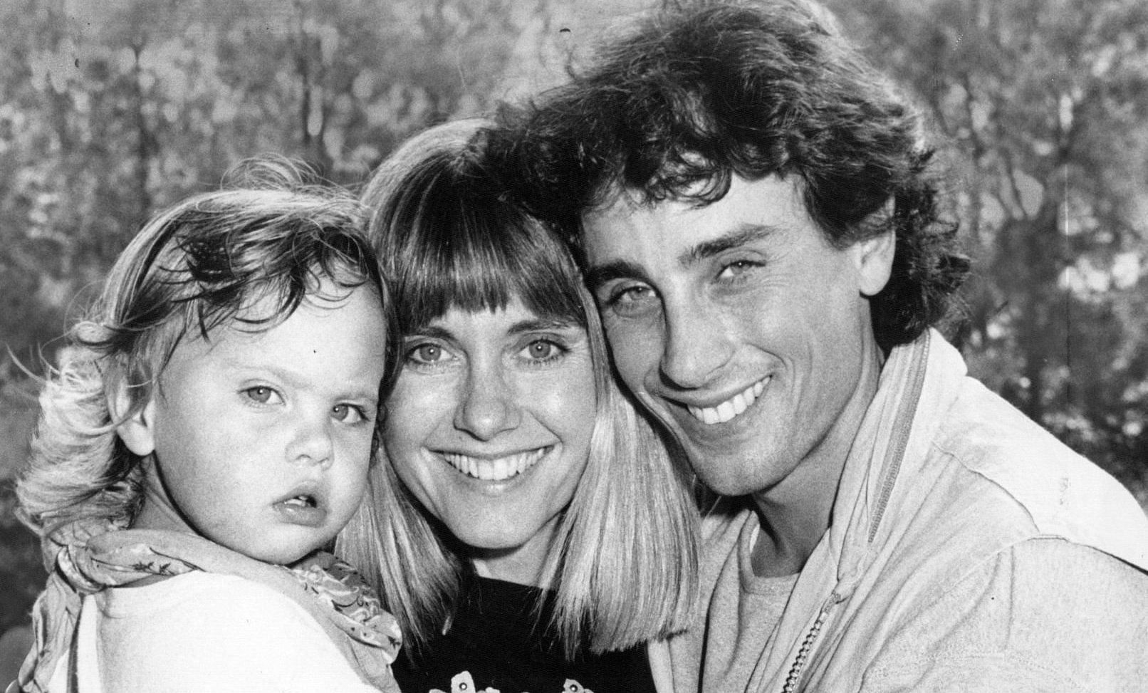 Olivia Newton John with Matt Lattanzi and their daughter Chloe (Image via Getty Images)