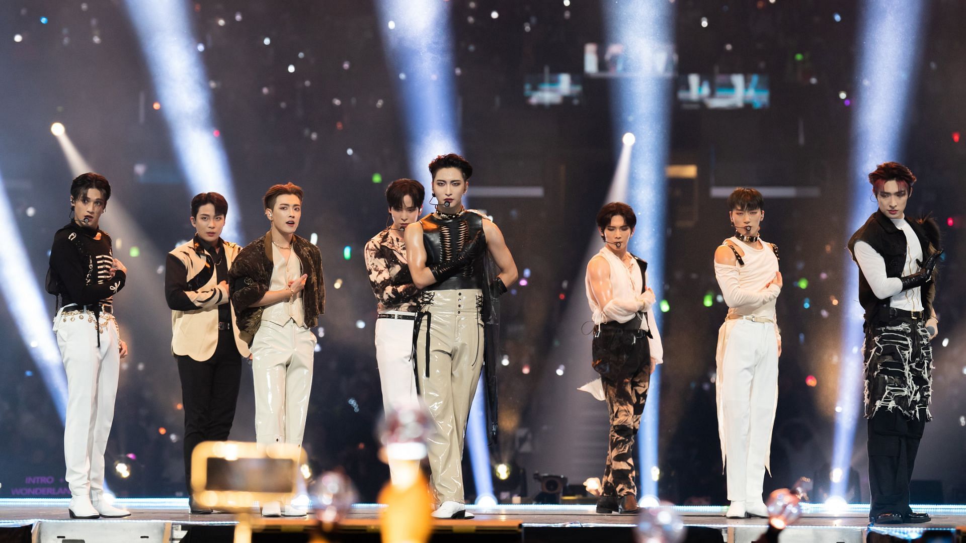 KCON 2022: ATEEZ's powerful mini-concert setlist