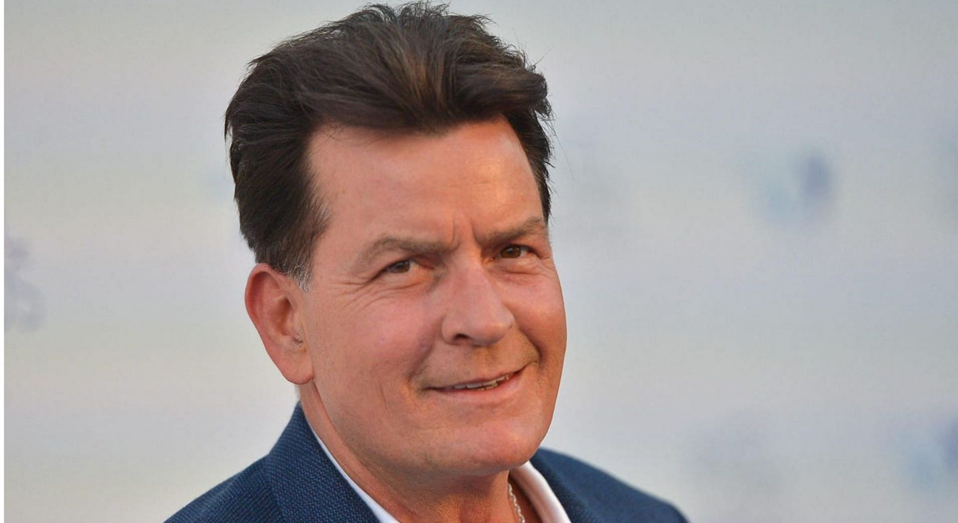 Charlie Sheen has agree to pay $120K to settle his 2017 lawsuit with former partner (Image via Getty Images)
