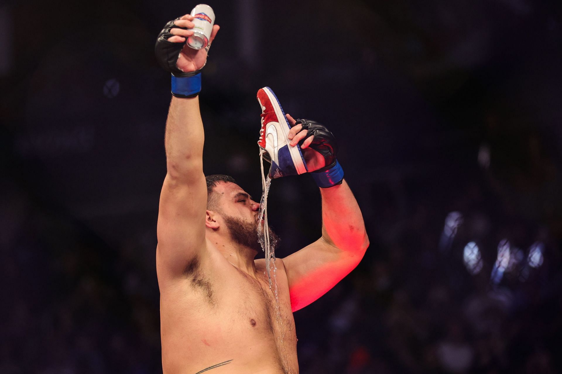 Tai Tuivasa has quickly become a cult favourite with UFC fans Mark Hunt popularised the &#039;walk-off KO&#039; in his time with the UFC