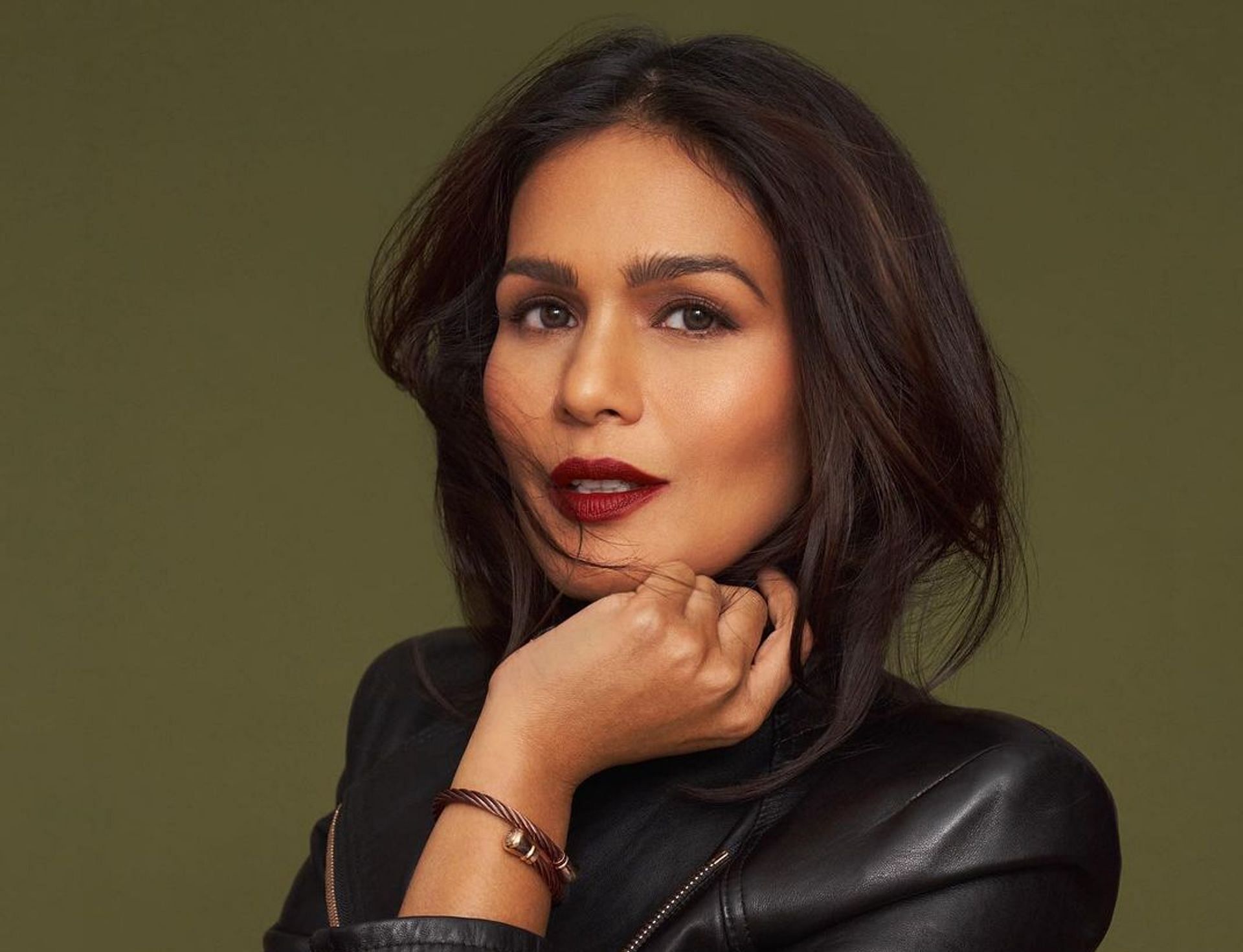 Iza Calzado has appeared in several Filipino movies and TV shows (Image via missizacalzado/Instagram)