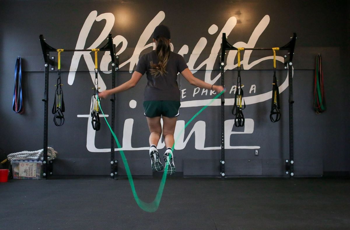6 Fun Jump Rope Exercises For Beginners