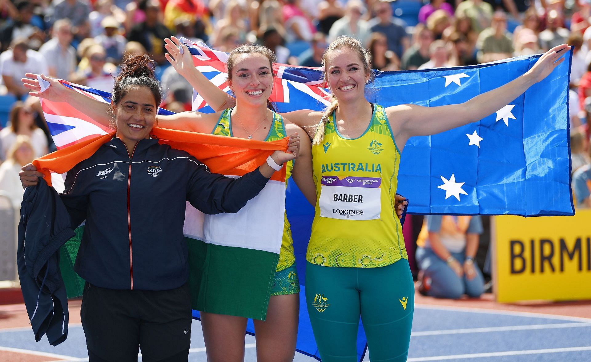 (L-R): Annu Rani, Mackenzie Little &amp; Kelsey-Lee Barber celebrate after confirming CWG 2022 medals (Image courtesy: Getty)