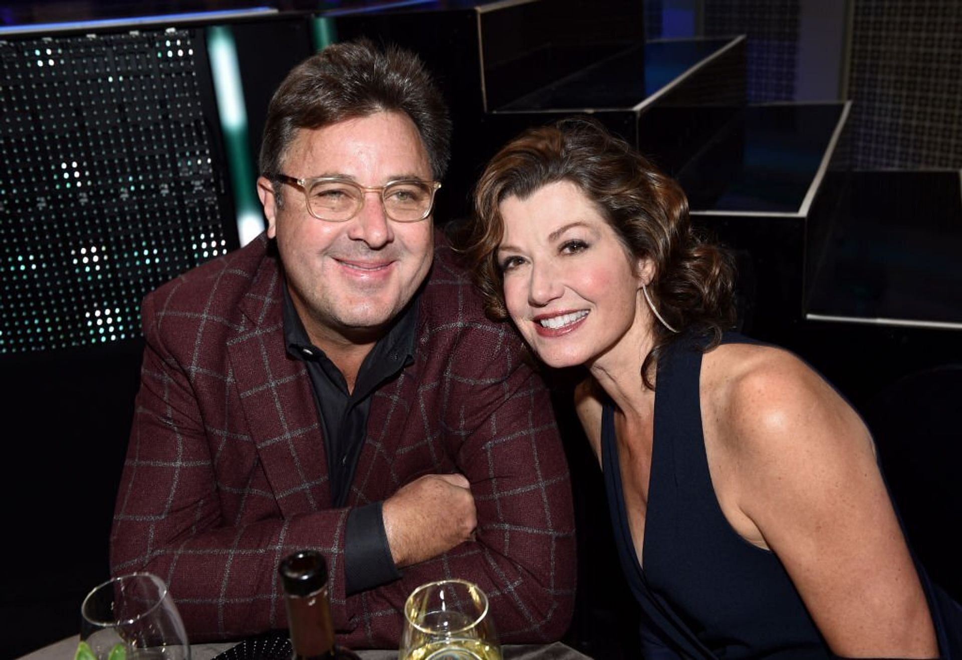 Vince Gill paid tribute to his wife Amy Grant, who is currently recovering from her injury (Image via John Shearer/Getty Images)