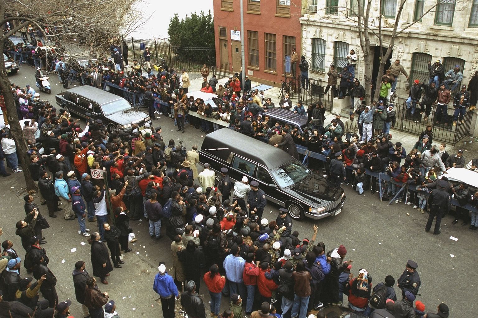 The procession for the funeral of Notorious B.I.G. (Image via Reuters)
