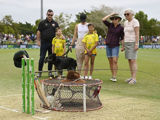 AUS vs ZIM 2022: [WATCH] Andrew Symonds' family pays tribute to late cricketer during Townsville ODI